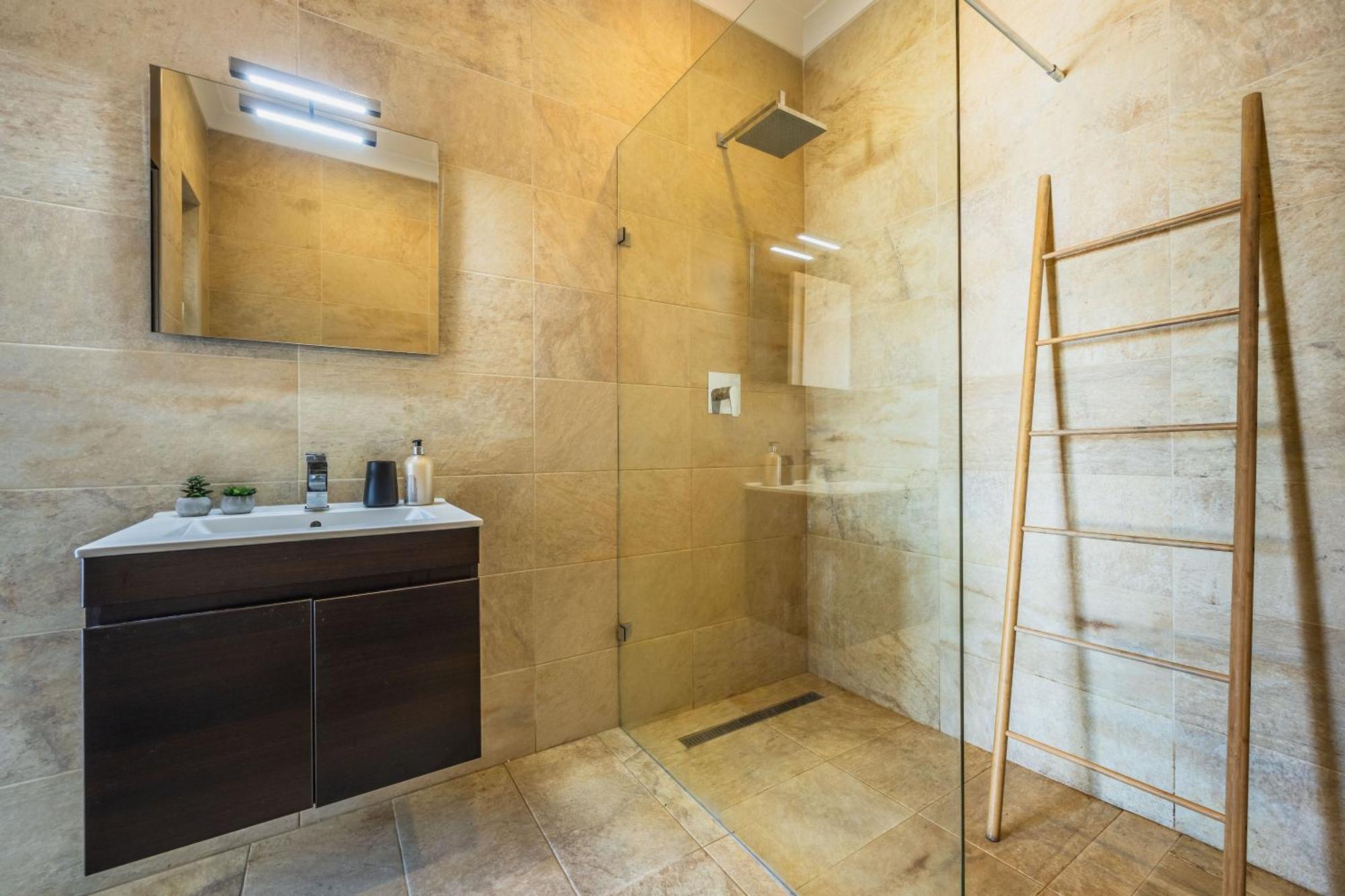 Ferienwohnung Stunning - Seaview Penthouse 3-Bed + Parking Sliema Exterior foto